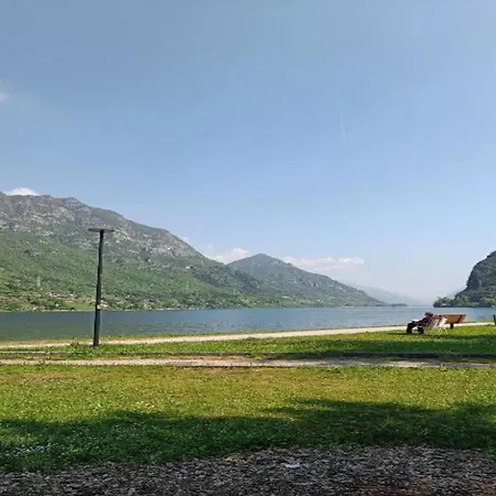 Cozy In Idro Lombardy With Private Garden