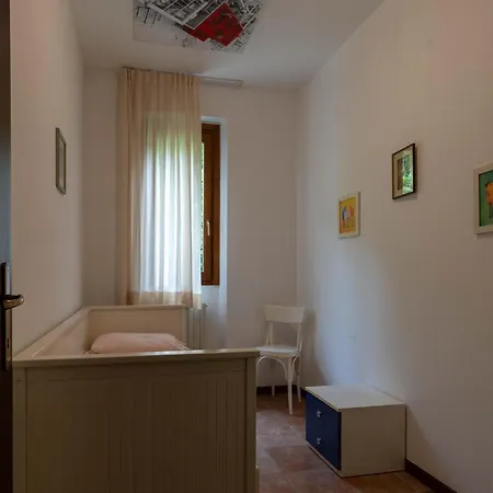Cozy In Idro Lombardy With Private Garden Holiday home *