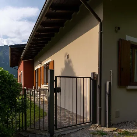 Cozy In Idro Lombardy With Private Garden Holiday home Crone